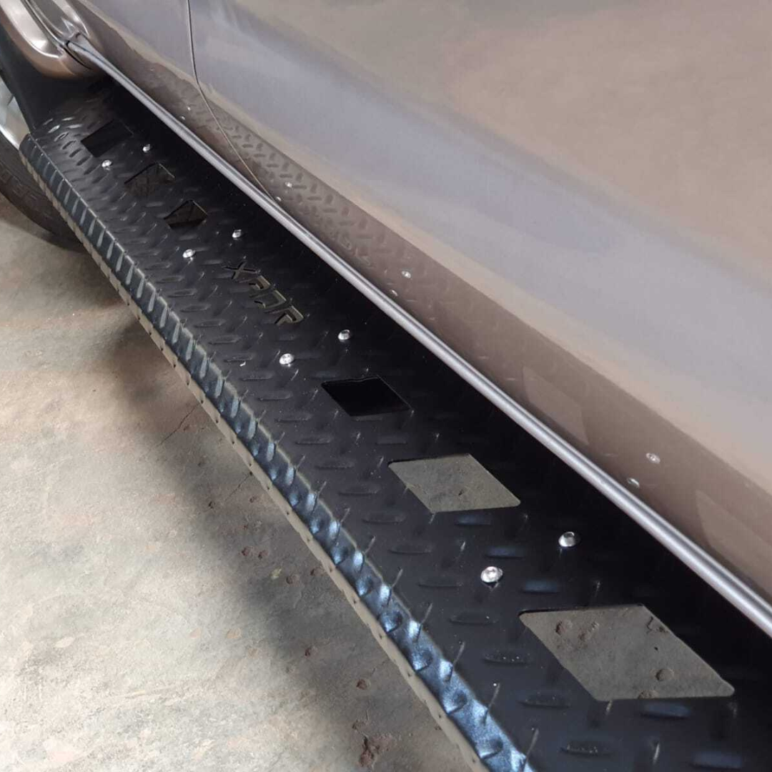 Functional Rocksliders - Toyota Hilux