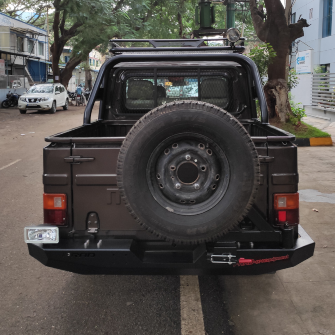 Camper/Pickup Rear Tyre Carrier - Mahindra Bolero