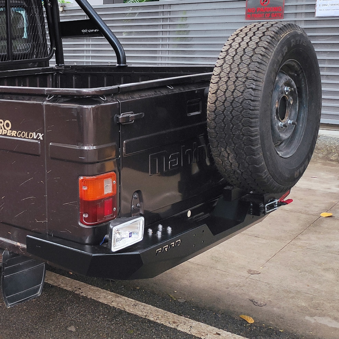 Camper/Pickup Rear Tyre Carrier - Mahindra Bolero