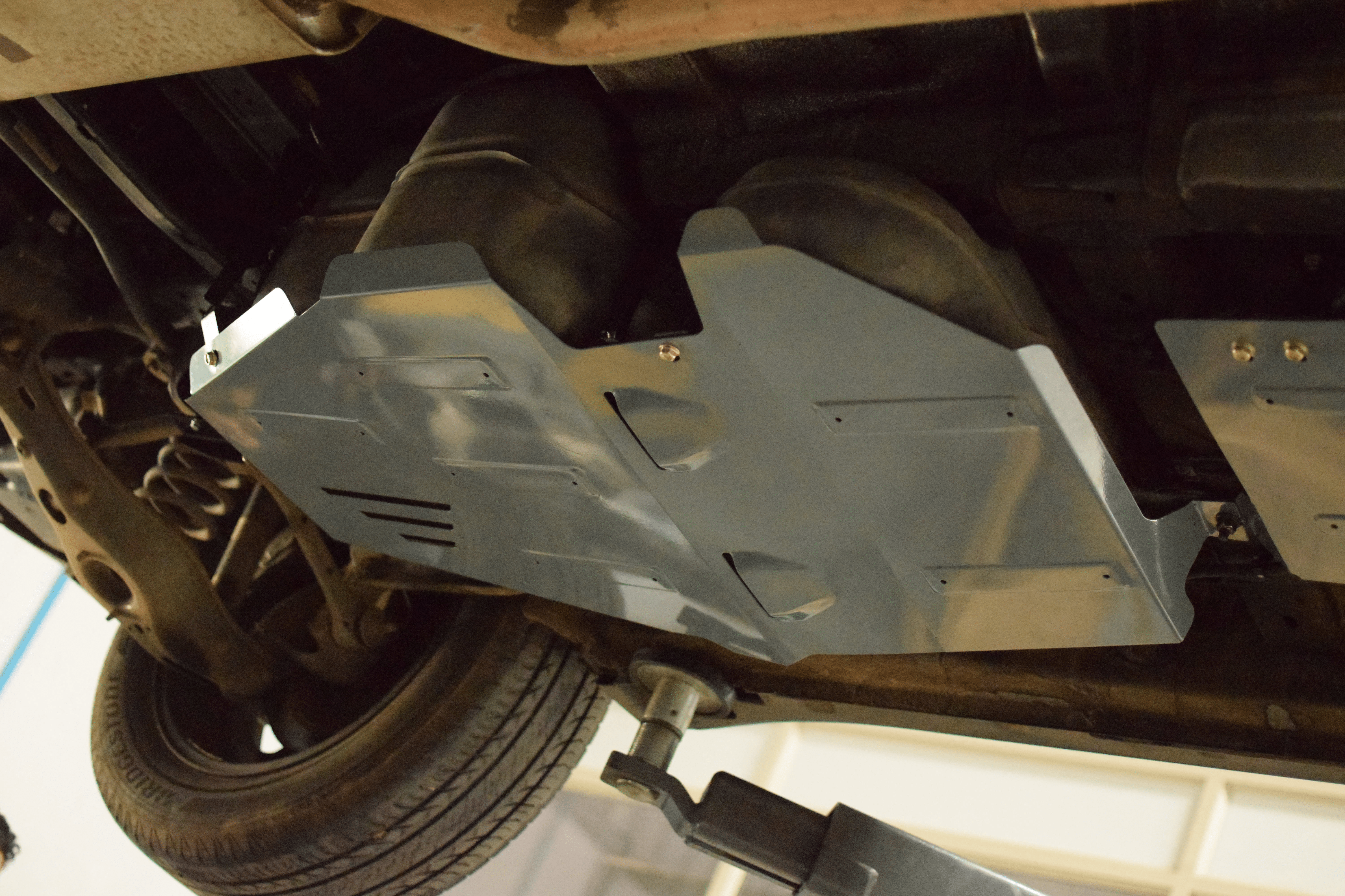 Fuel Tank Guard - Mahindra XUV700