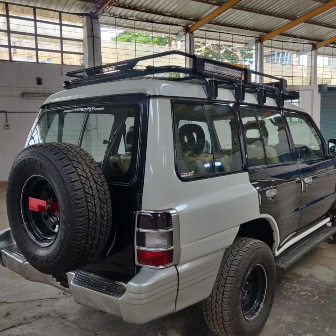 Roofrack - Mitsubishi Pajero SFX