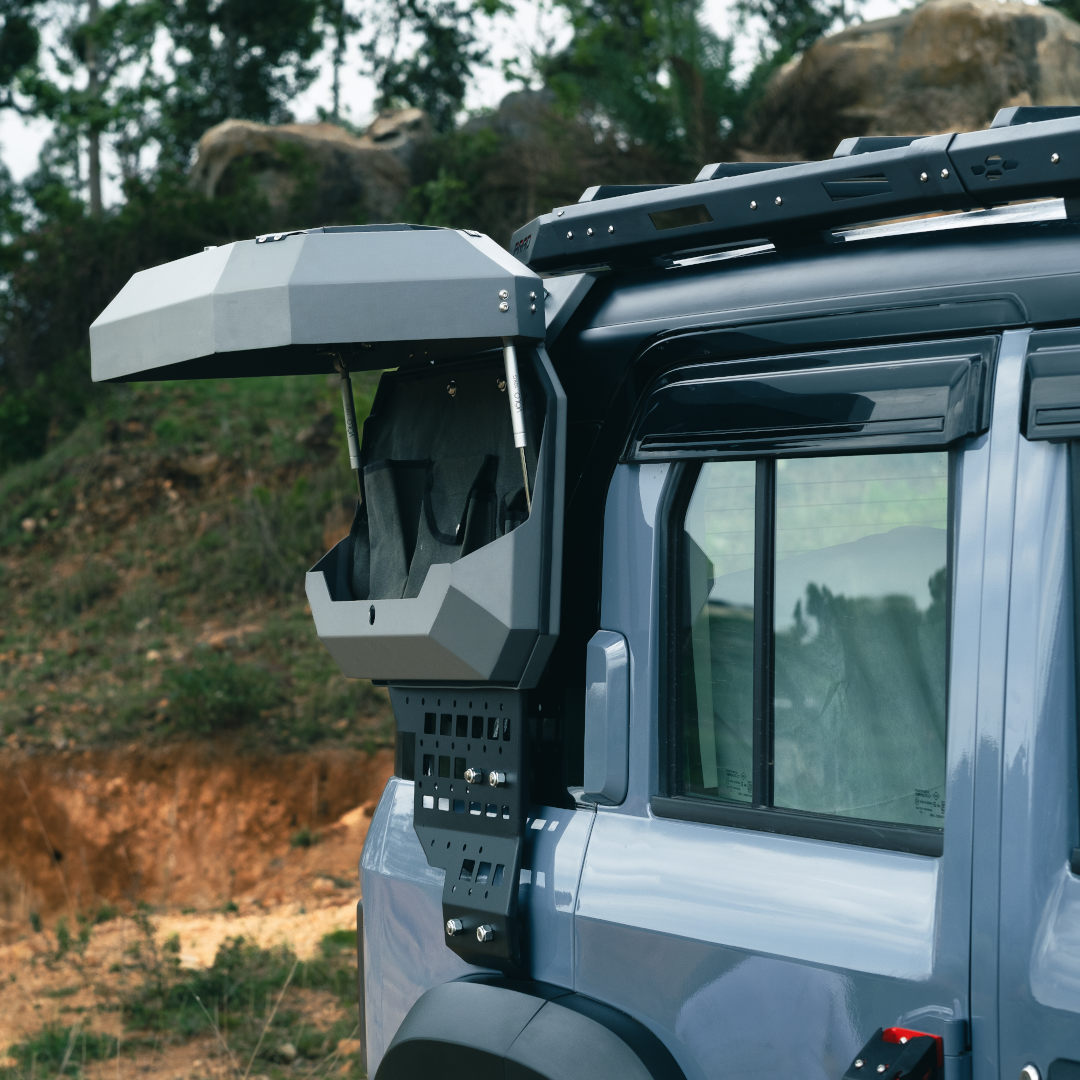 Utility Box and Ladder - Mahindra Thar Roxx